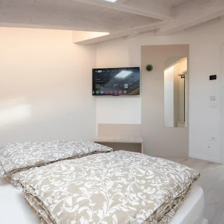 Apartment La Giostra Deluxe Drena
